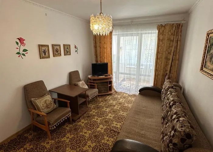 2 кімнатна трускавець,поруч центр та дельфінарій *